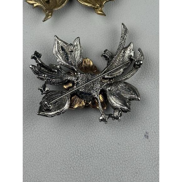 Avon Vintage Brooch & Pierced Earring Set Rich Christmas Faux Pearl Red Green - Picture 10 of 11